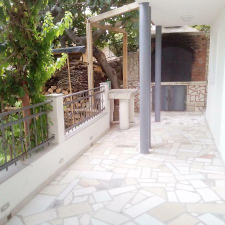 Pavlic 2 Apartment Omis Exterior photo