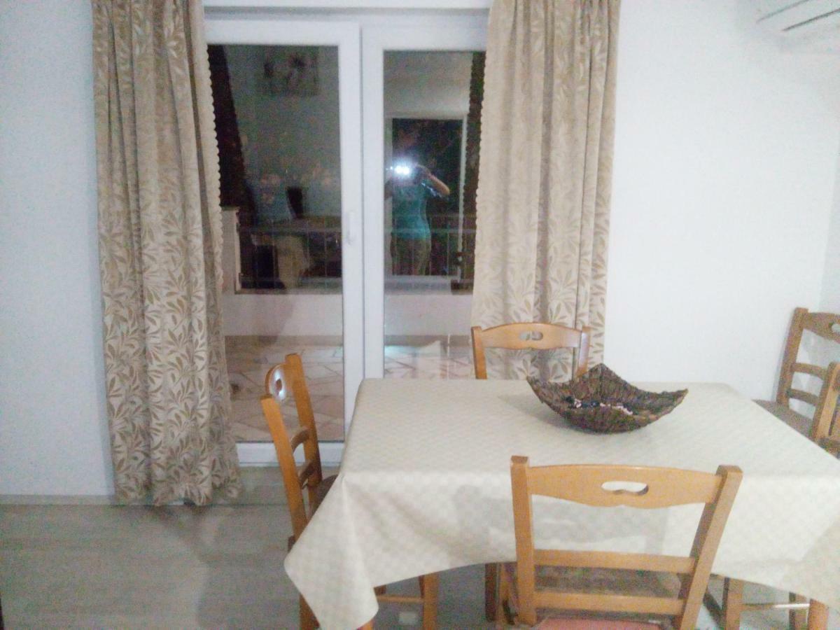 Pavlic 2 Apartment Omis Exterior photo