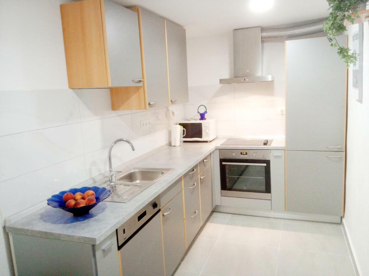 Pavlic 2 Apartment Omis Exterior photo
